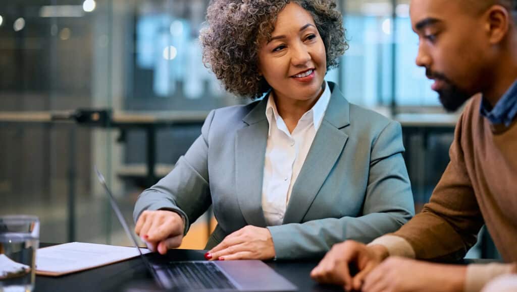 Smart Consumers Verify Licenses